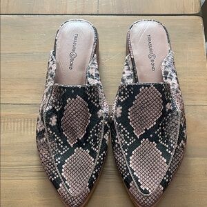 Treasure & Bond Black and Pink Snake Print Mules